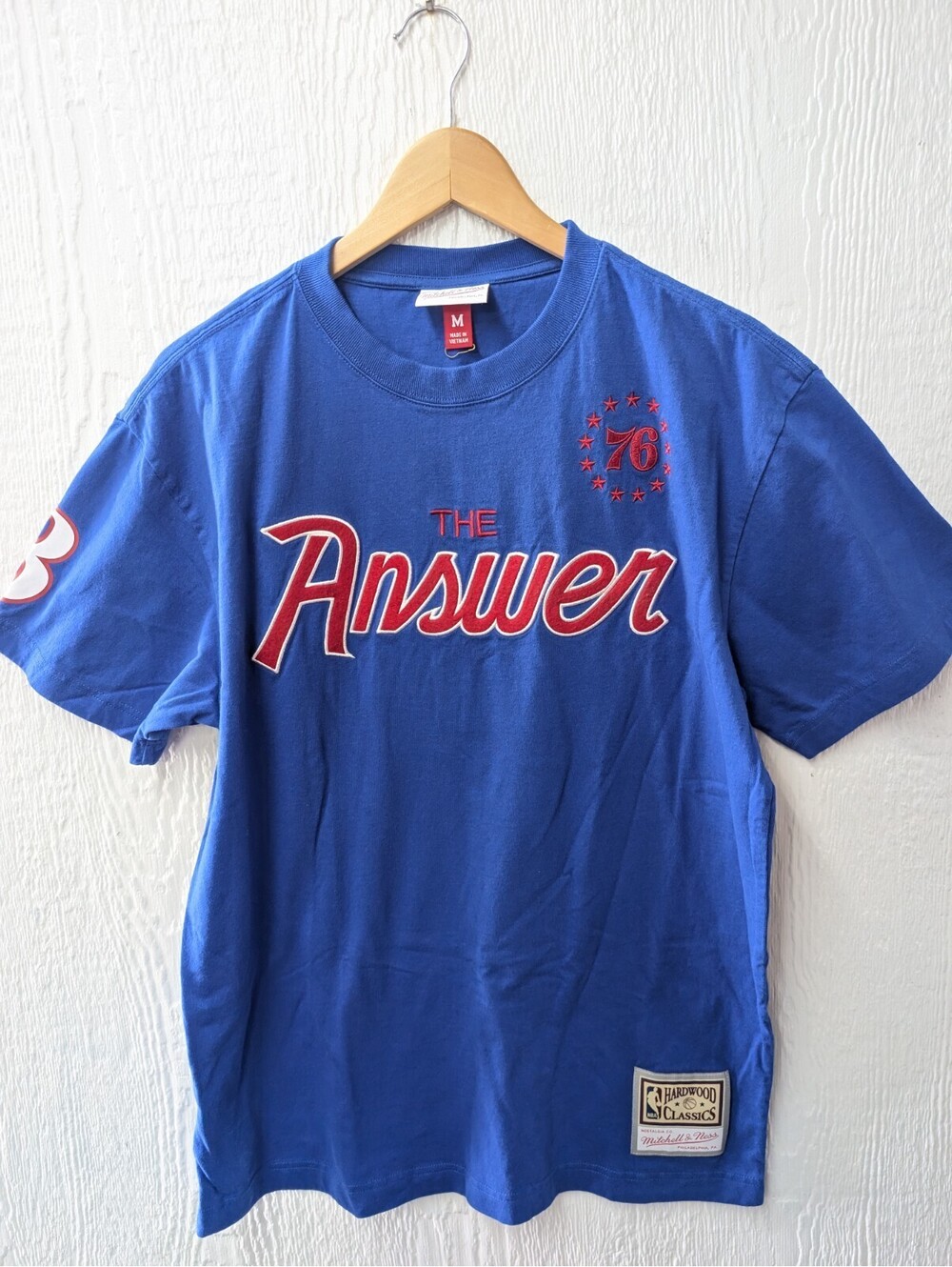 Mitchell & Ness NBA Philadelphia 76ers Iverson The Answer T-Shirt Men's Size Med